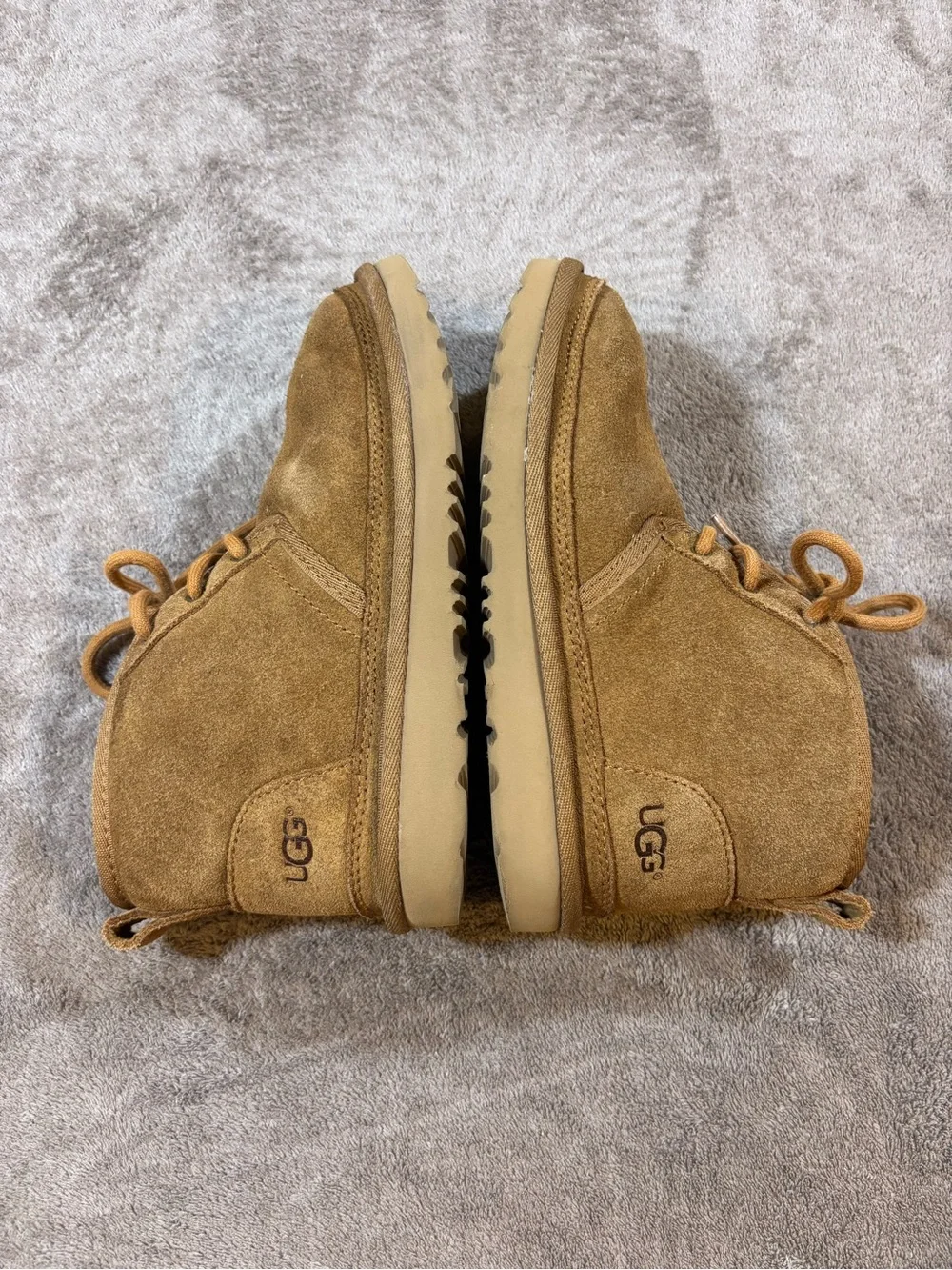 UGG Neumel II Chestnut Brown Suede Lace-Up Shearling Boots Kids Size 2